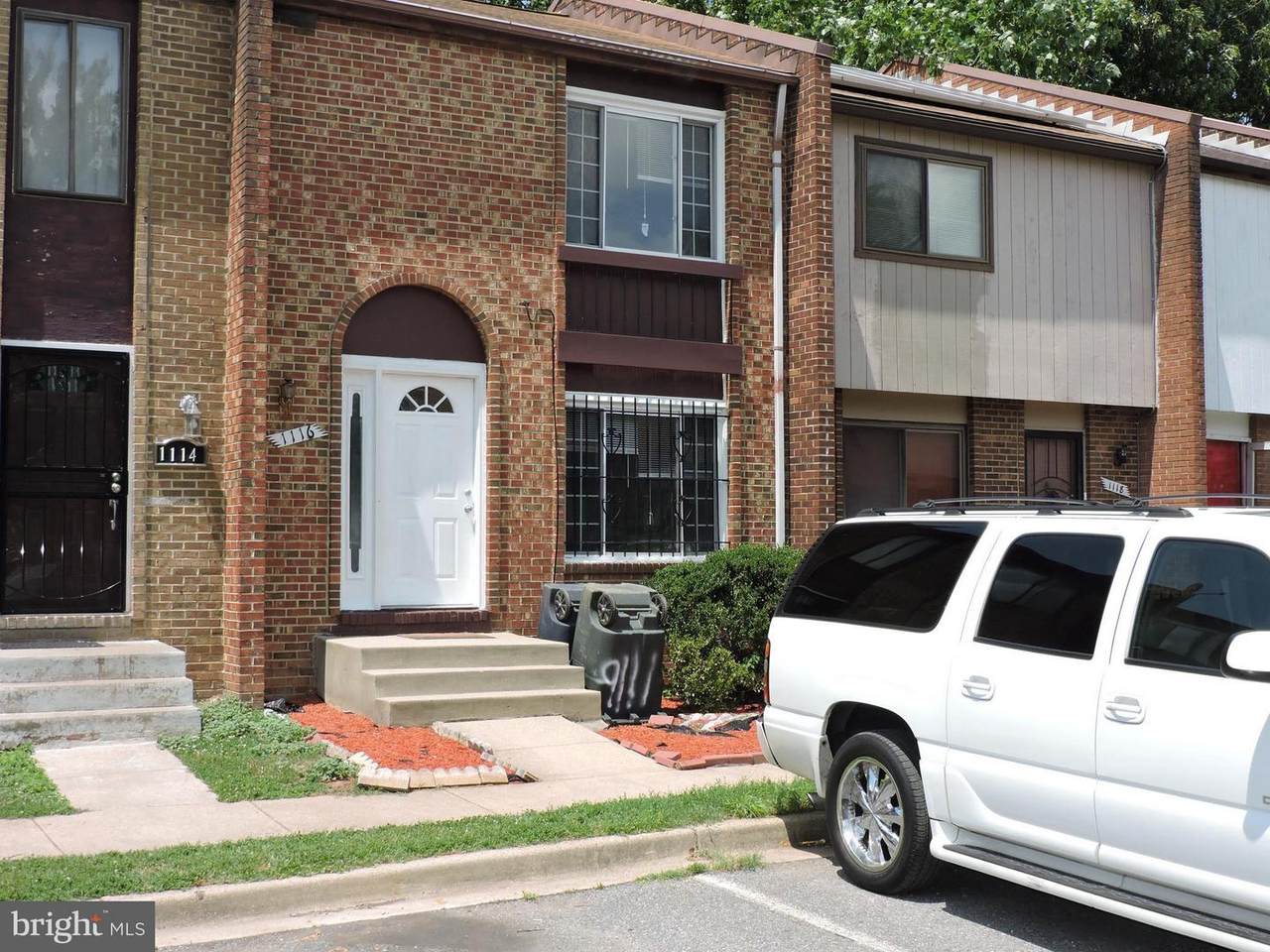1116 Barnaby Terrace - Photo 1