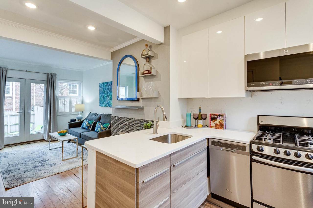 2704 P Street - Photo 1