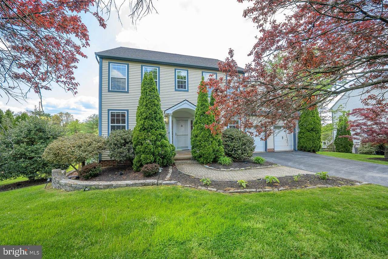 937 Baylowell Drive - Photo 1