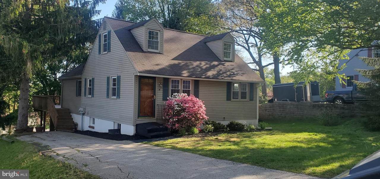 13 Woodview Road - Photo 1