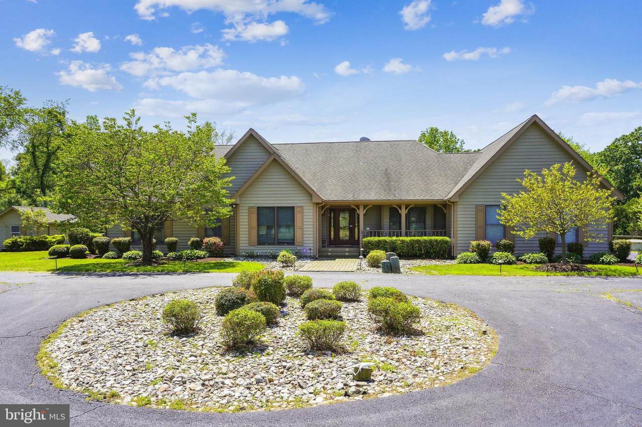 300 Wye Harbor Drive - Photo 1