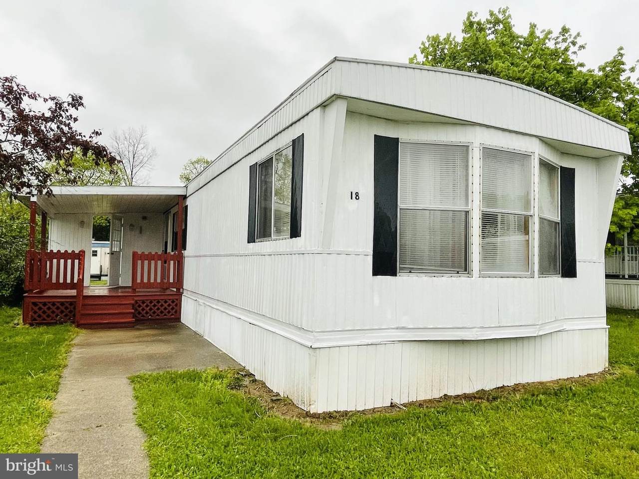 18 Coral Drive - Photo 1