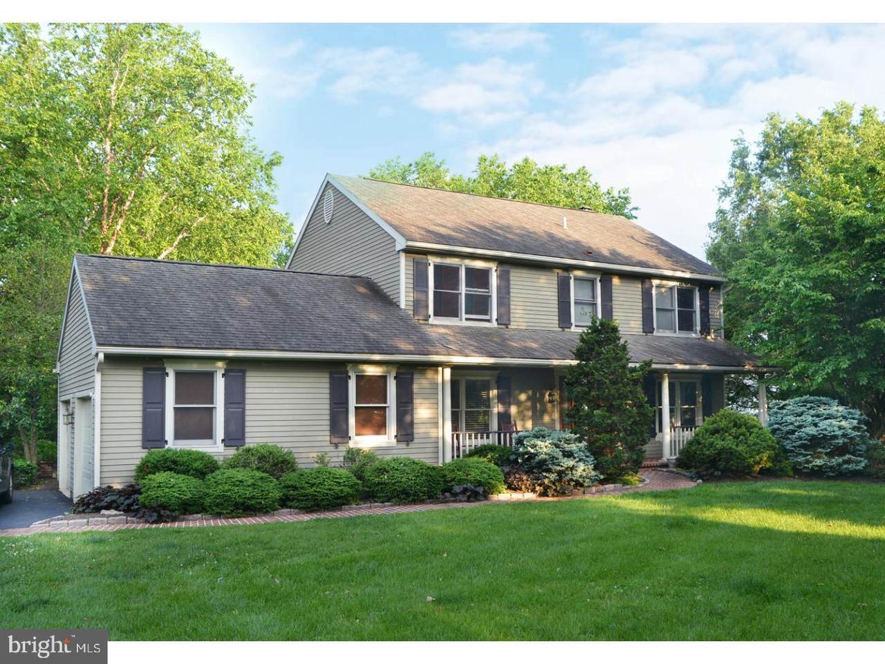 210 Green Tree Road - Photo 1