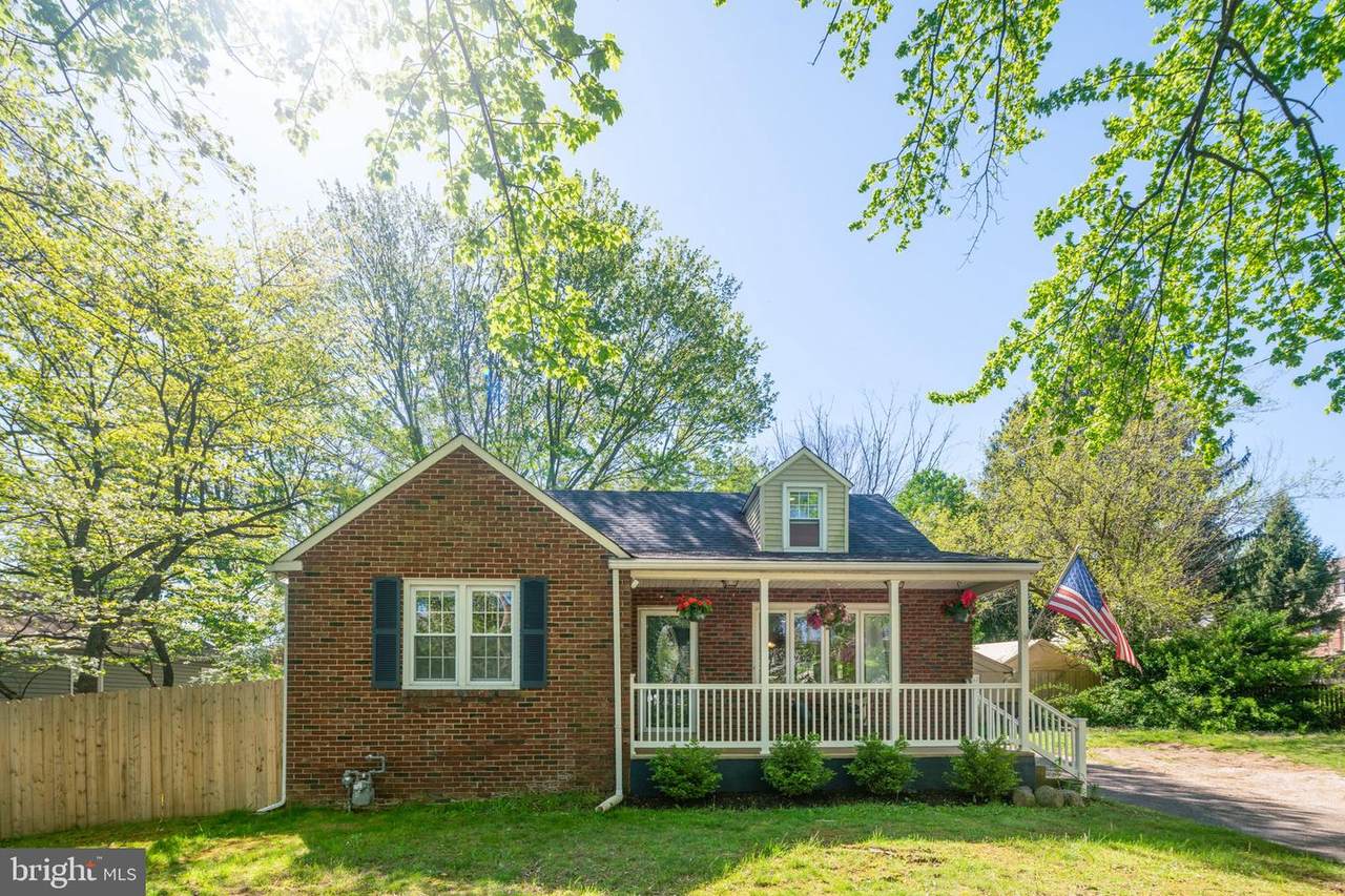 1811 Fitzwatertown Road - Photo 1