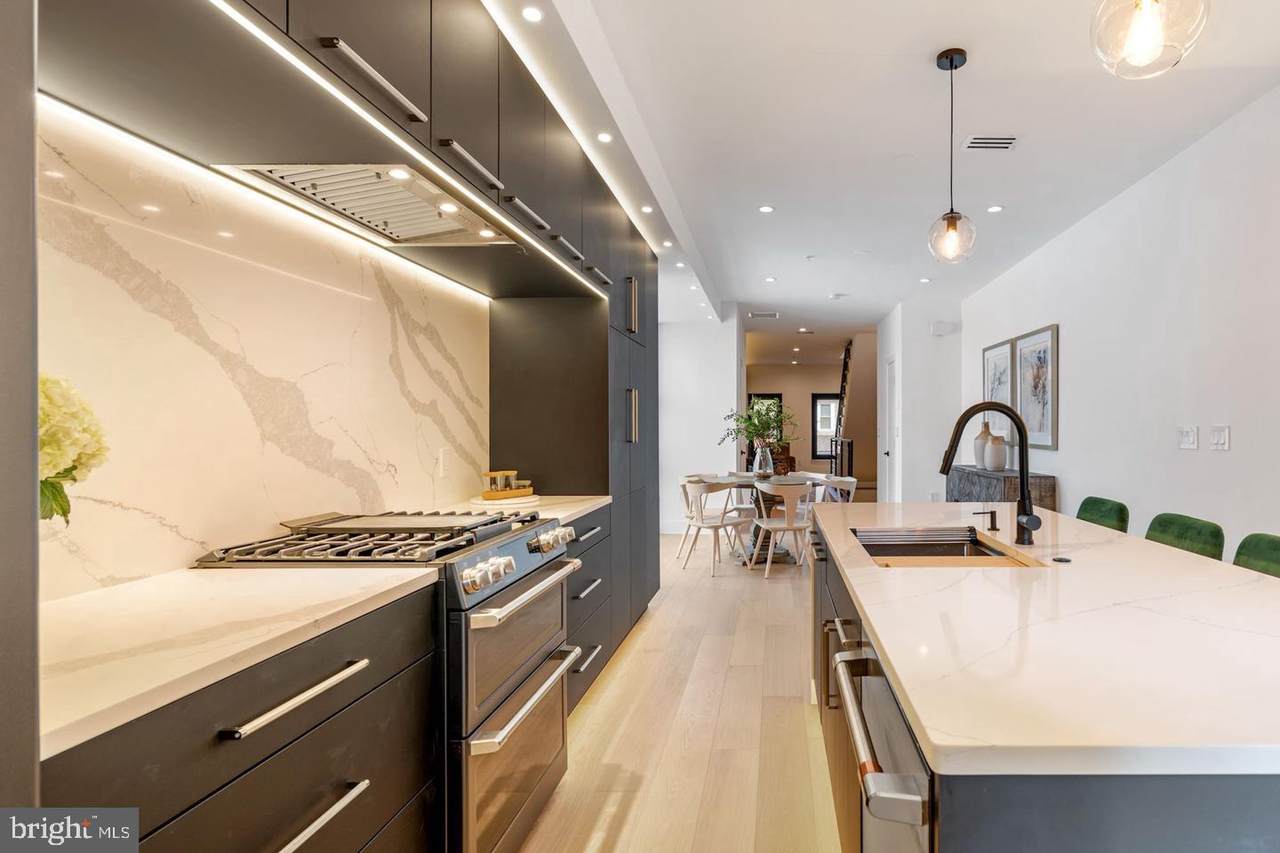 746 Morton Street - Photo 1