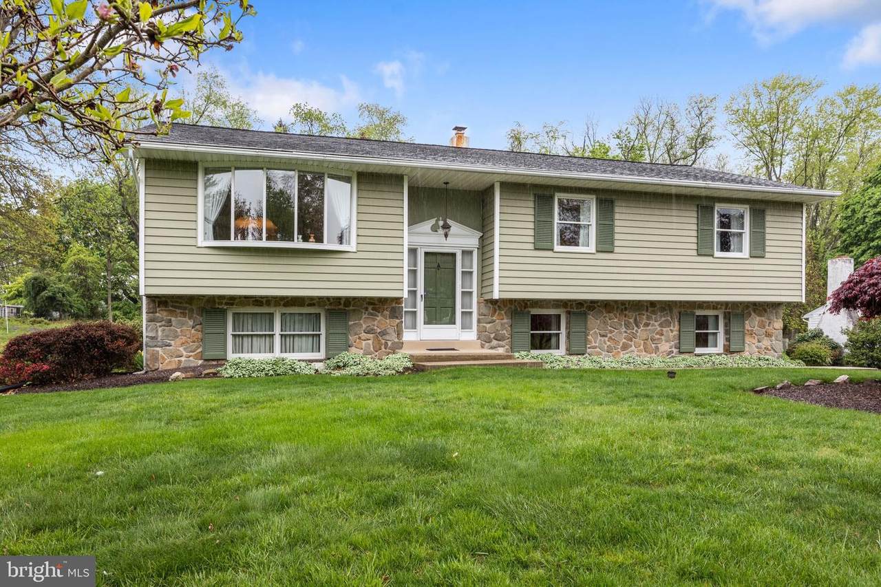 96 Austin Drive - Photo 1