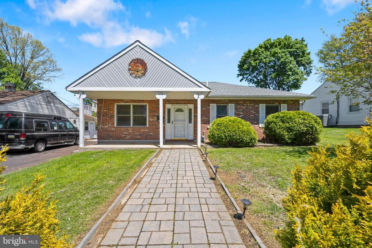 3601 Windsor Drive - Photo 1