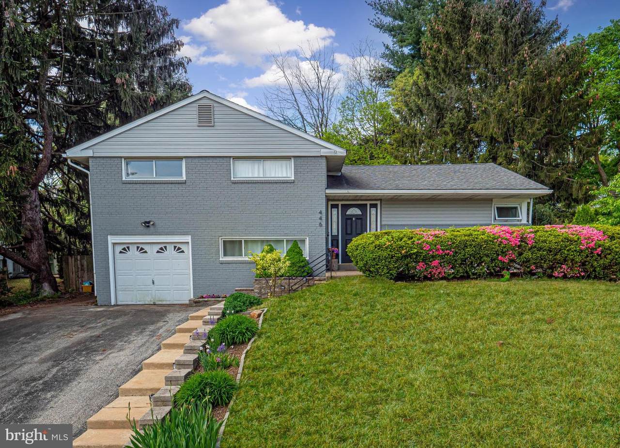 446 Foster Drive - Photo 1