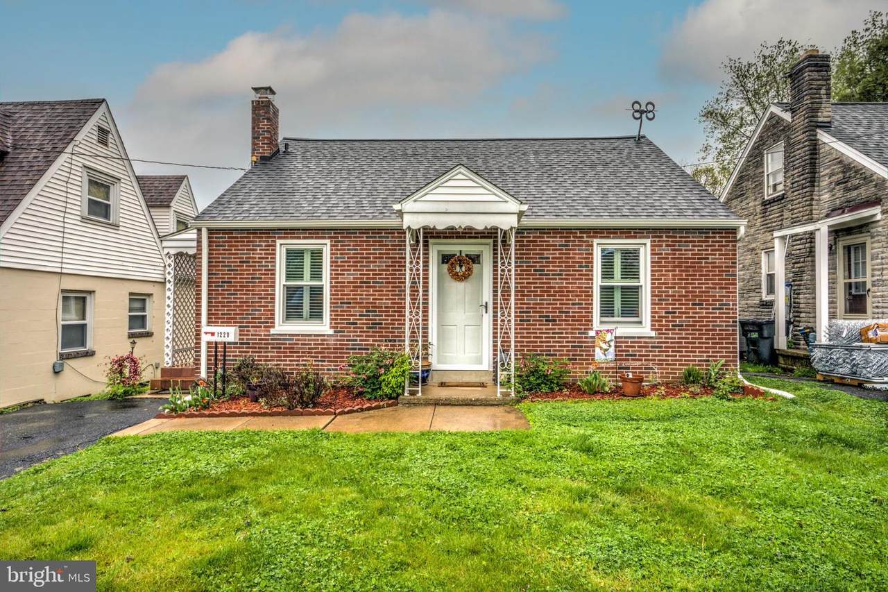 1220 Saint Joseph Street - Photo 1