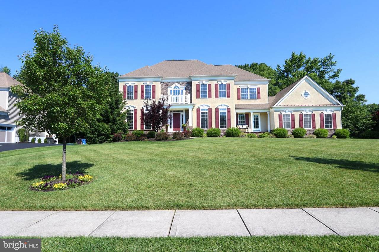 539 Morgan Drive - Photo 1