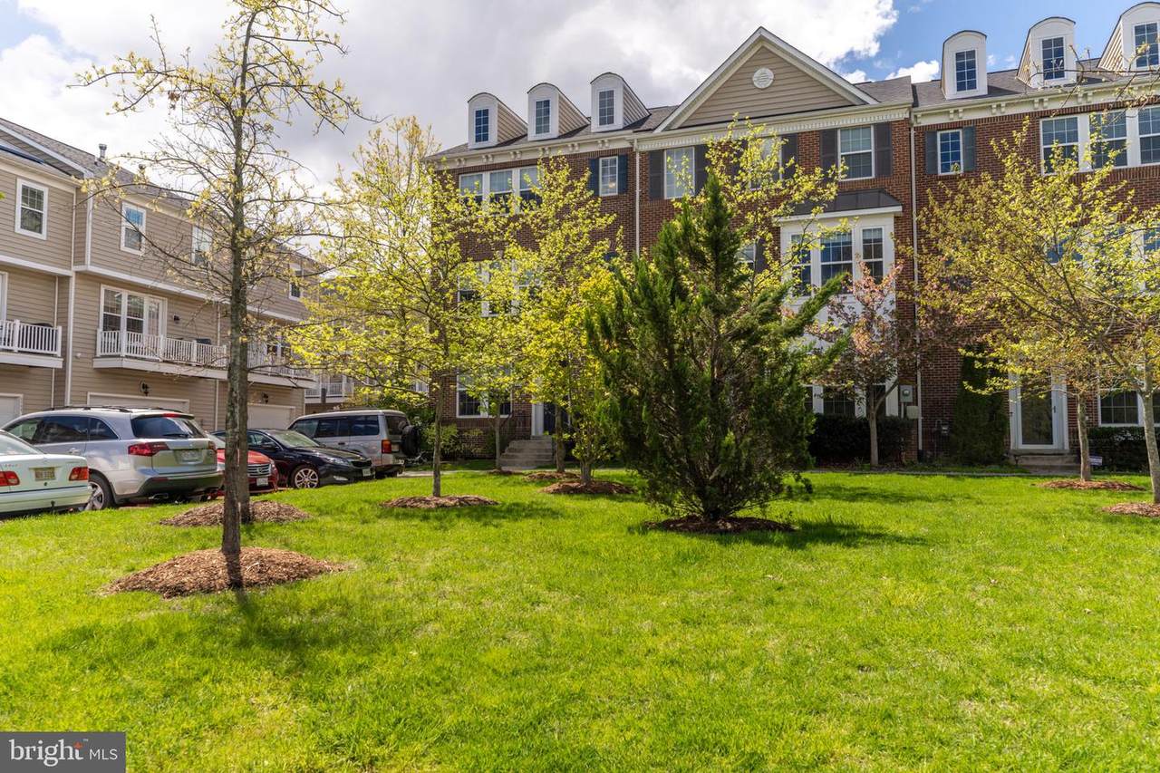 5780 Foley Street - Photo 1