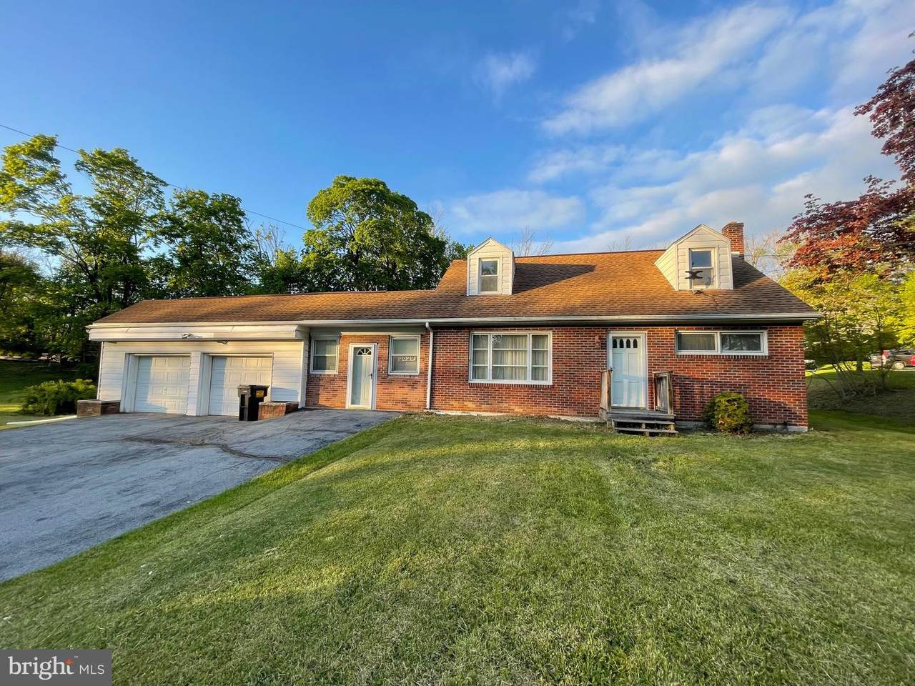 2029 Farmington Avenue - Photo 1