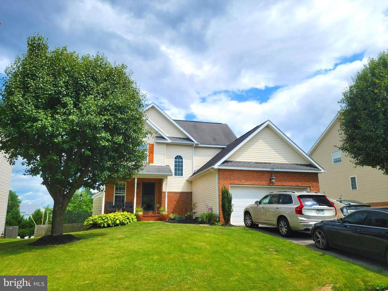 149 Larkspur Lane - Photo 1