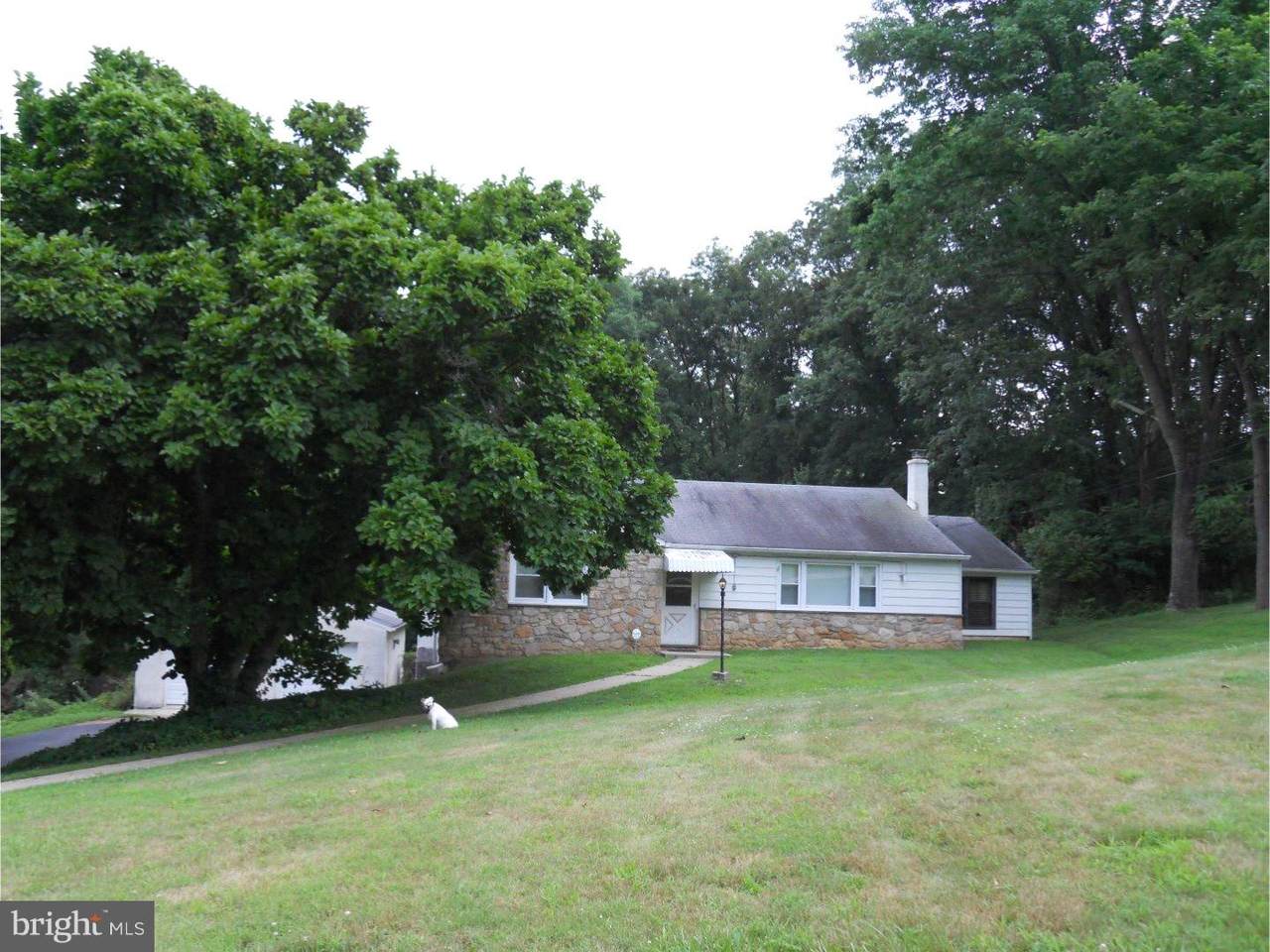 163 Ridgefield Road - Photo 1