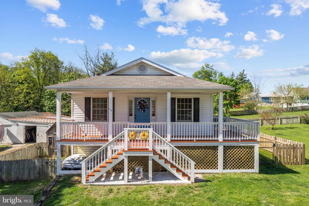 114 Edwards Lane - Photo 1