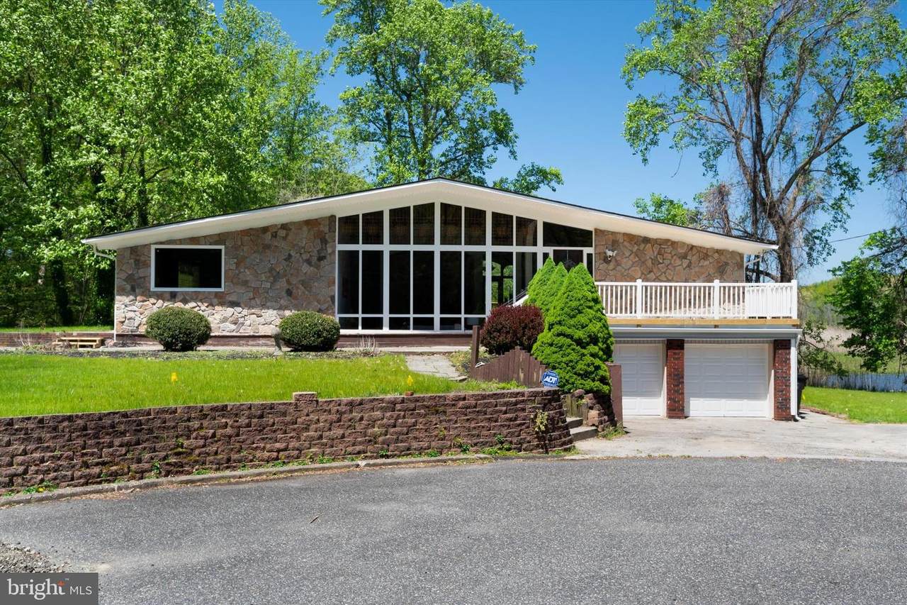 4 Spring Hill Road - Photo 1