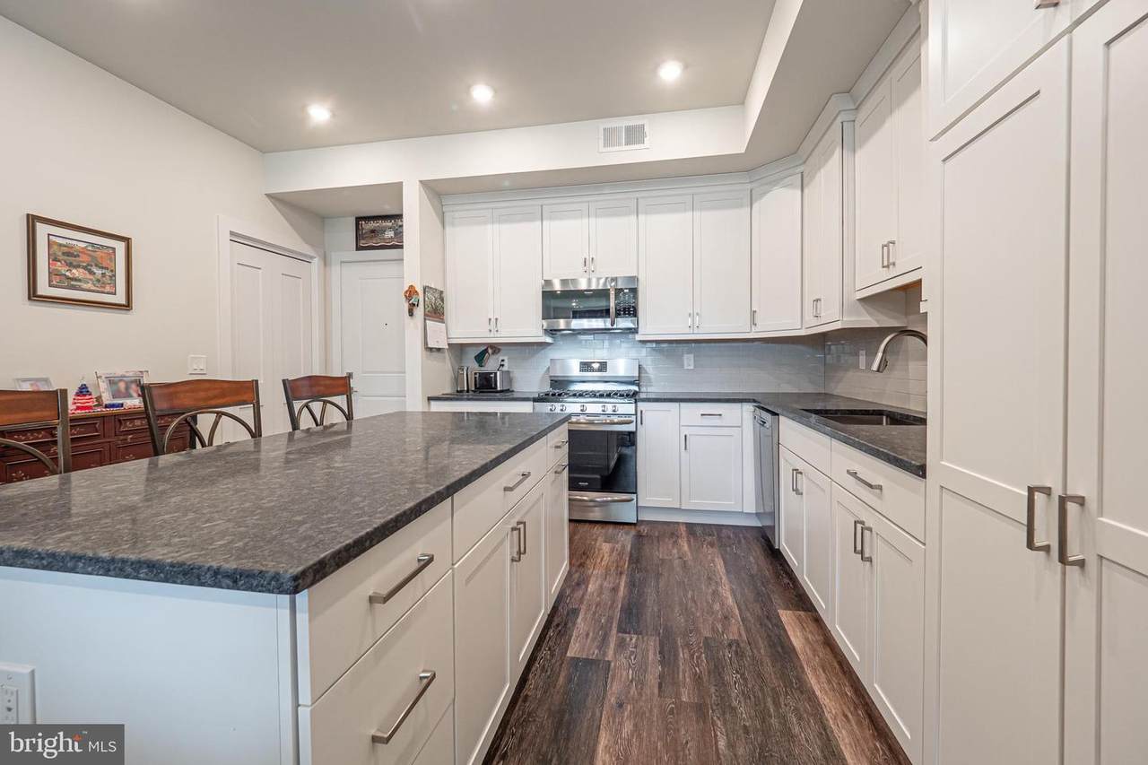 29 1ST Avenue - Photo 1