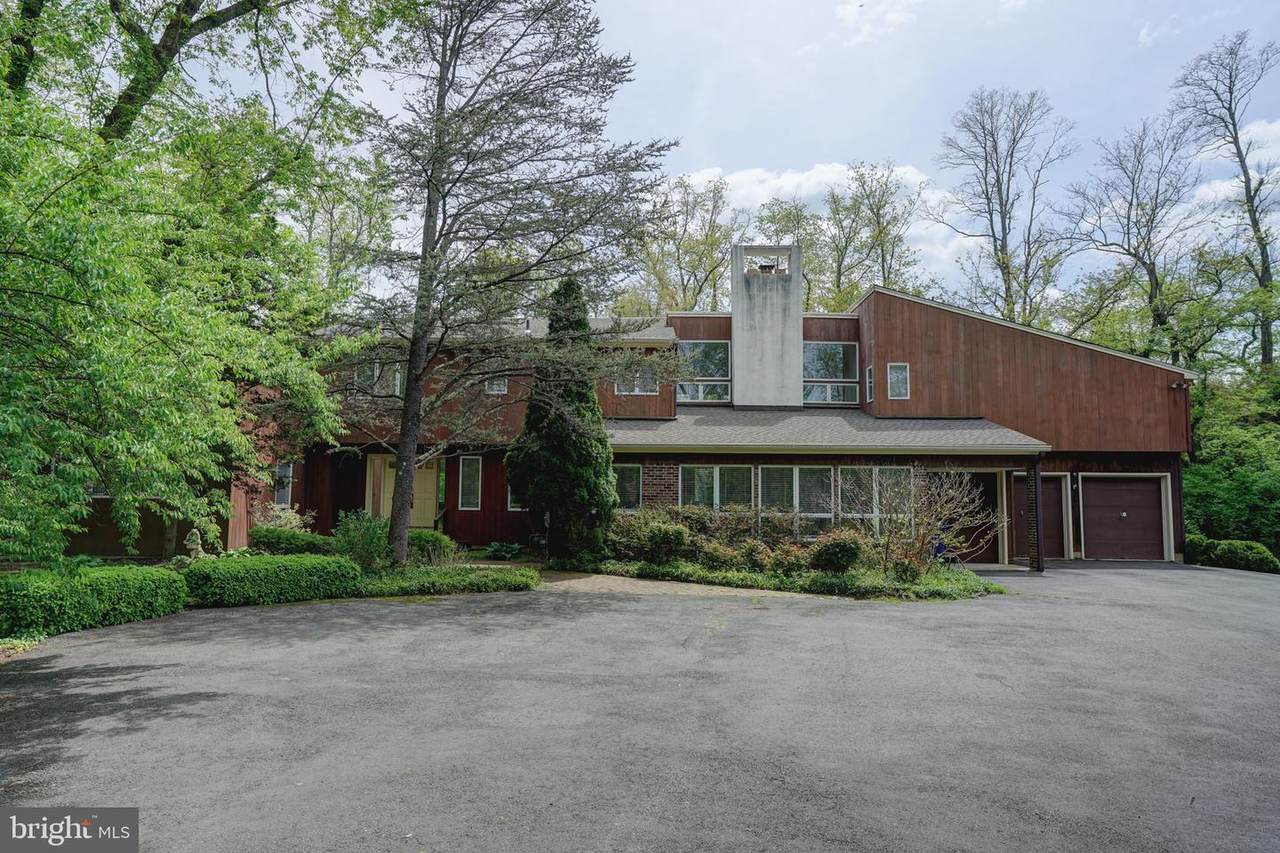 11 Foxcroft Drive - Photo 1