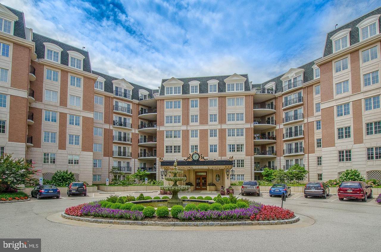 190 Presidential Boulevard - Photo 1
