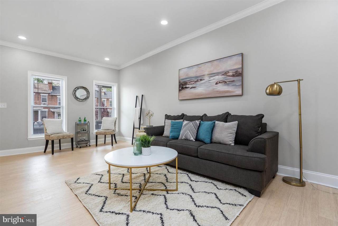 3113 Windsor Avenue - Photo 1
