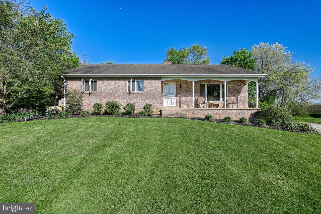 940 Quaker Meeting Road - Photo 1
