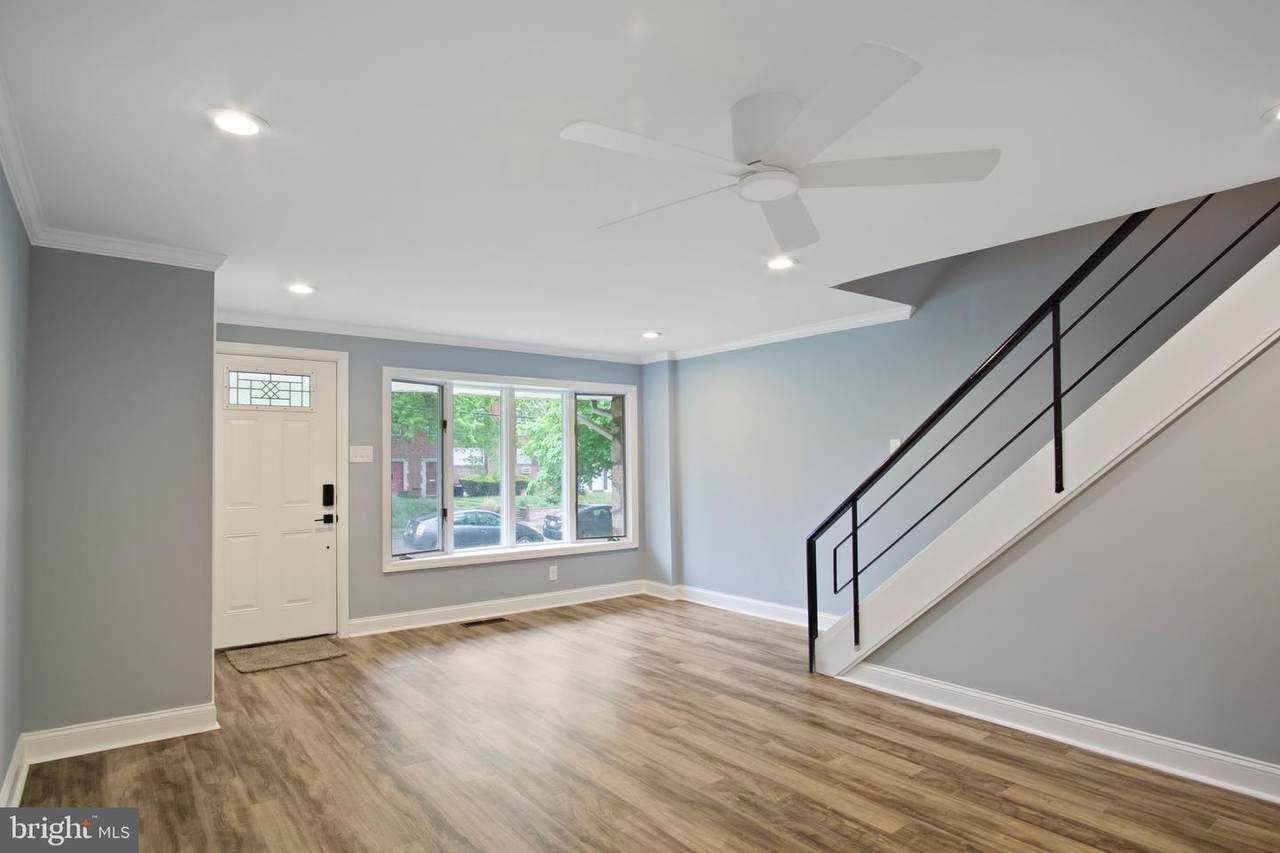 5478 Quentin Street - Photo 1