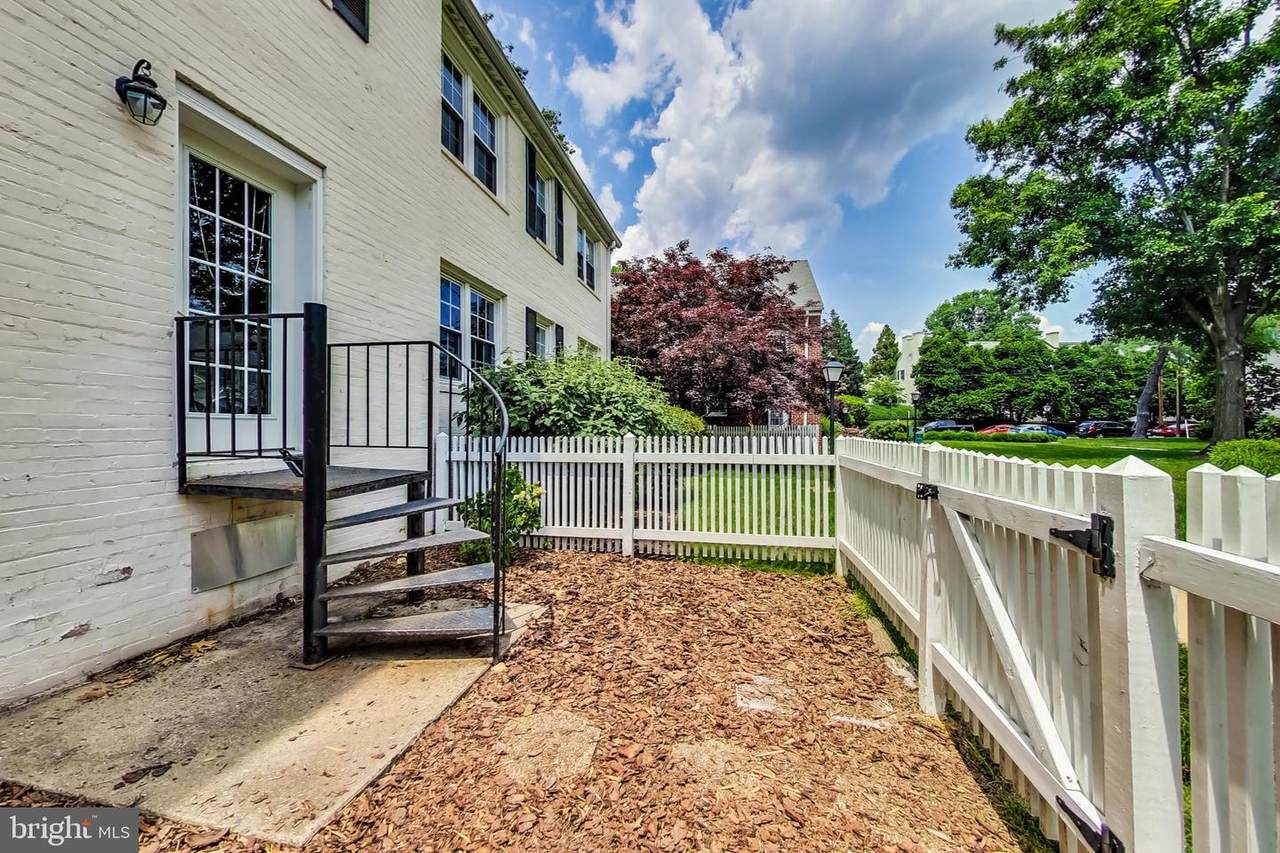 2912 13TH Road - Photo 1