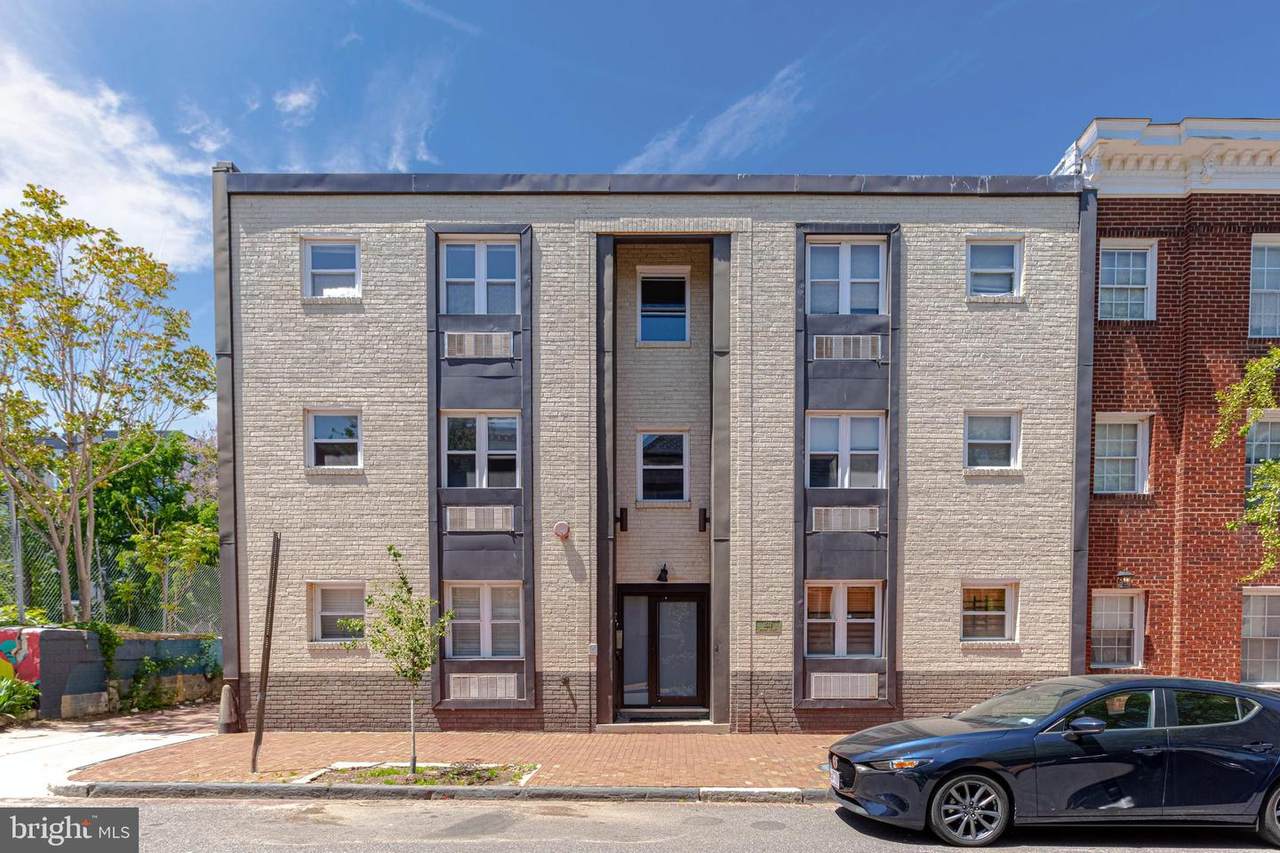 1512 Marion Street - Photo 1