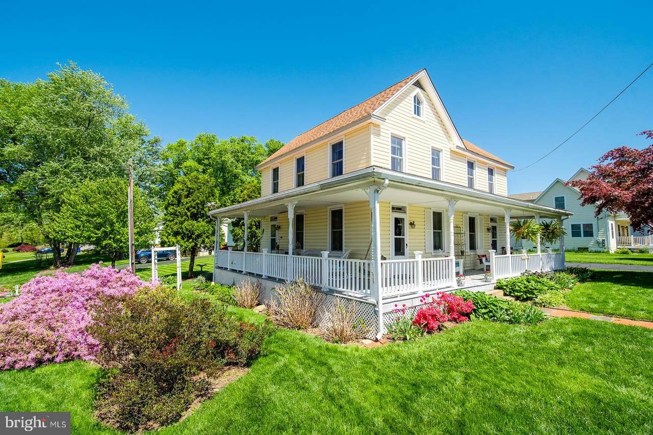 512 Hill Street - Photo 1
