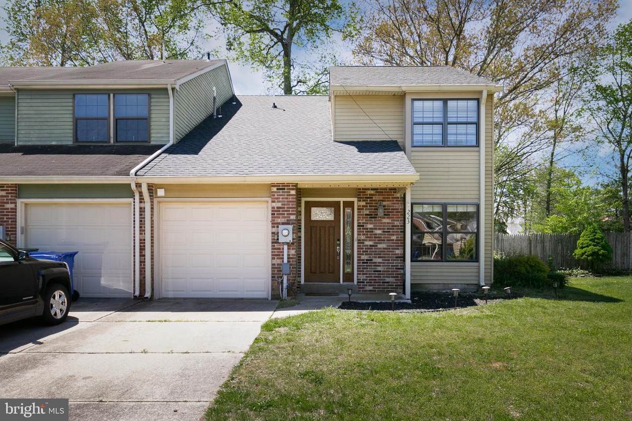 223 Shady Lane - Photo 1