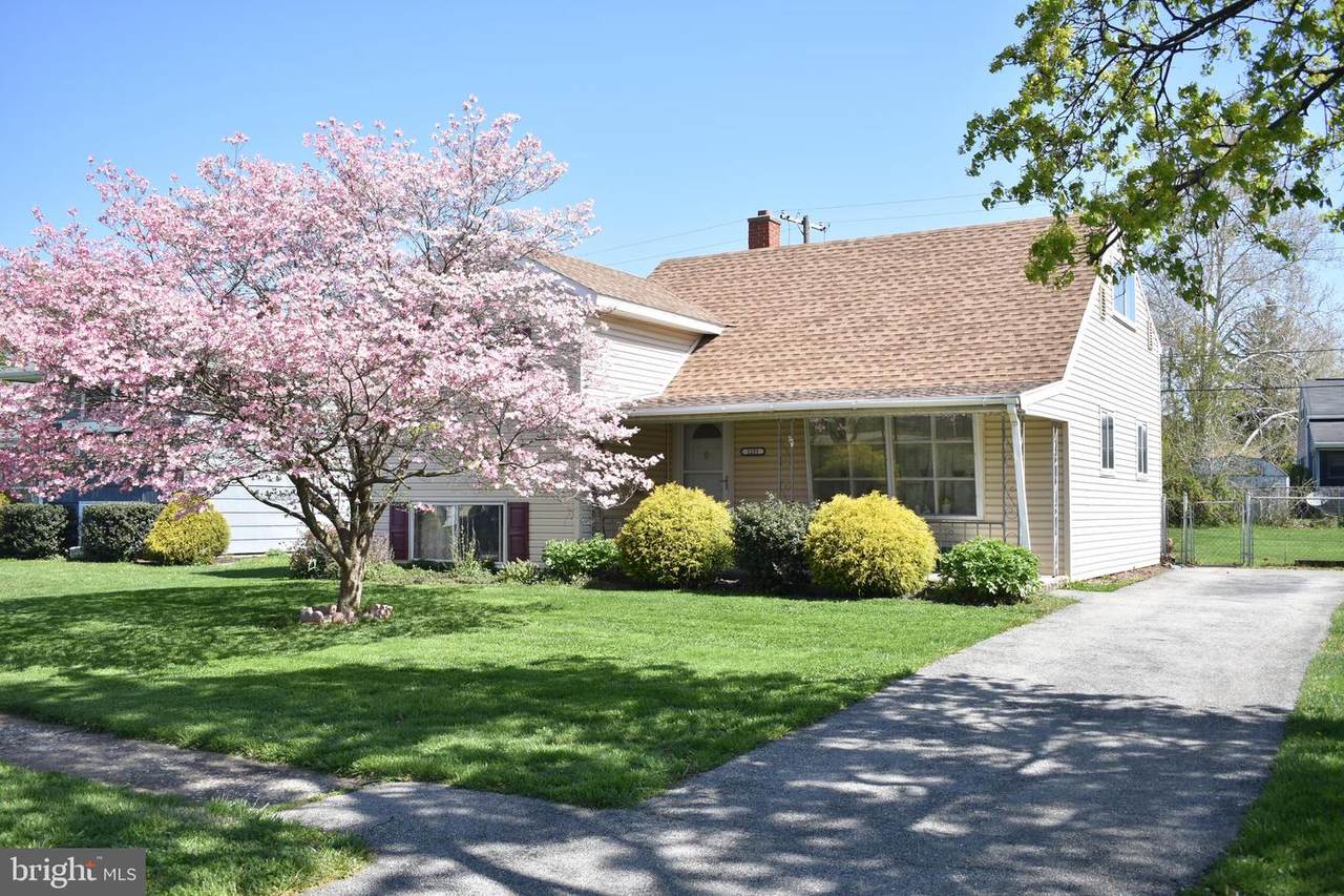 1221 Livingston Road - Photo 1