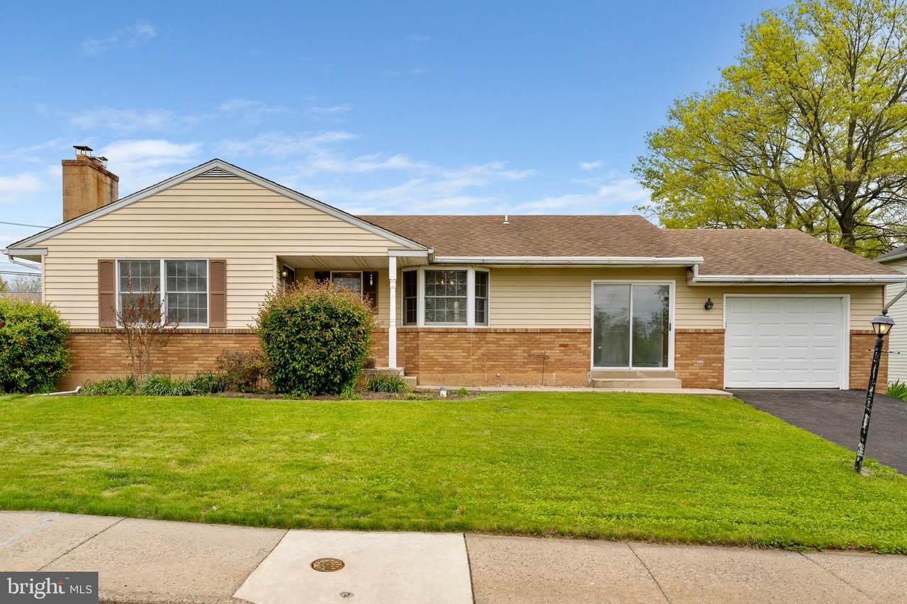307 3RD Street - Photo 1