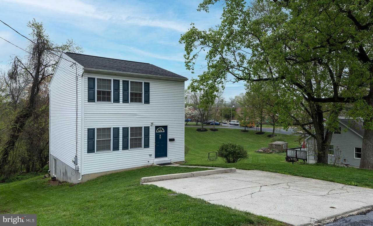 743 Monroe Street - Photo 1