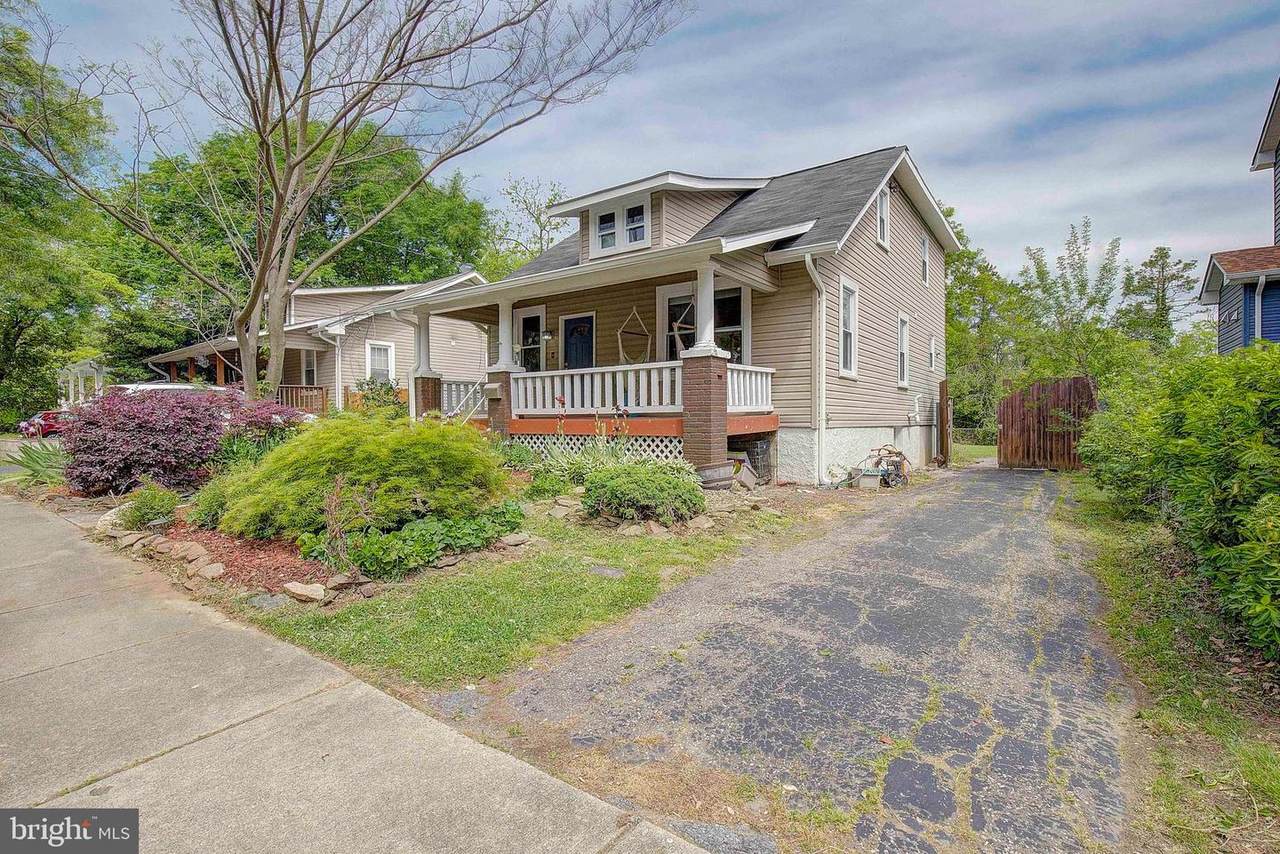 4506 Tuckerman Street - Photo 1