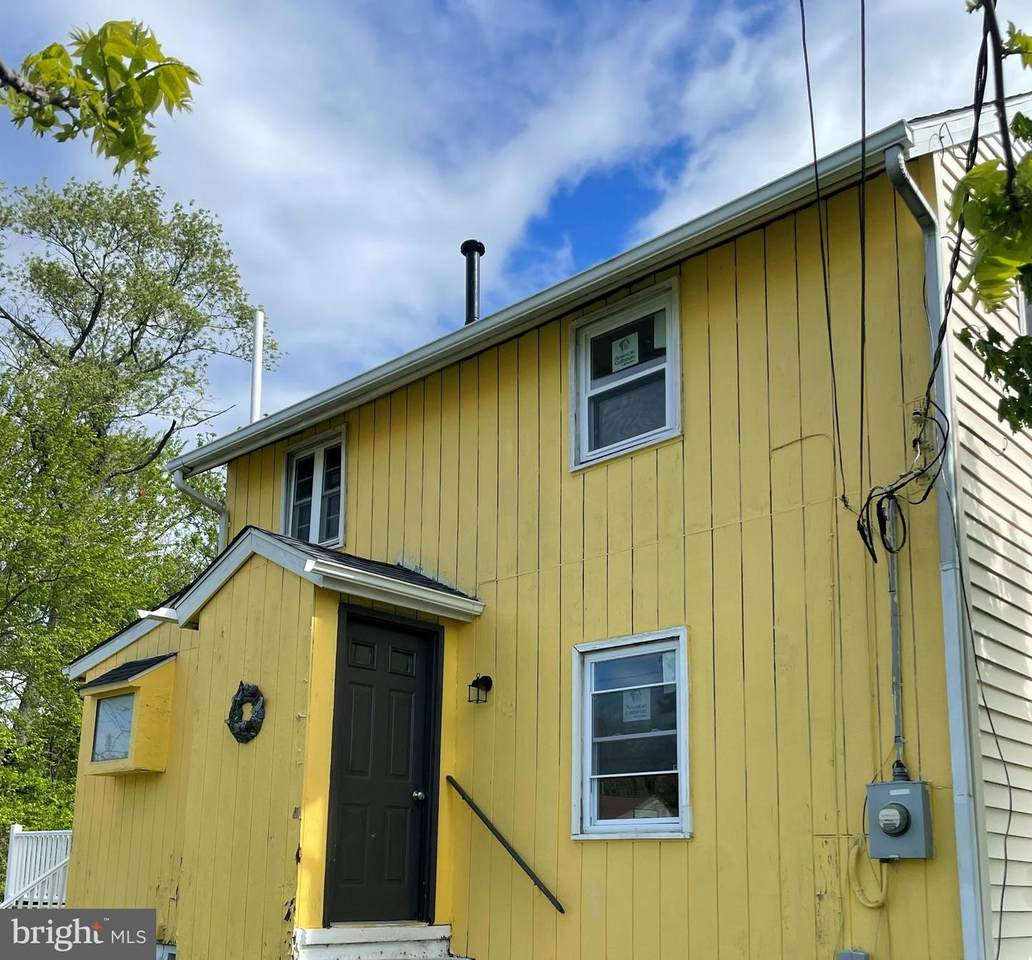 102 Fairview Avenue - Photo 1