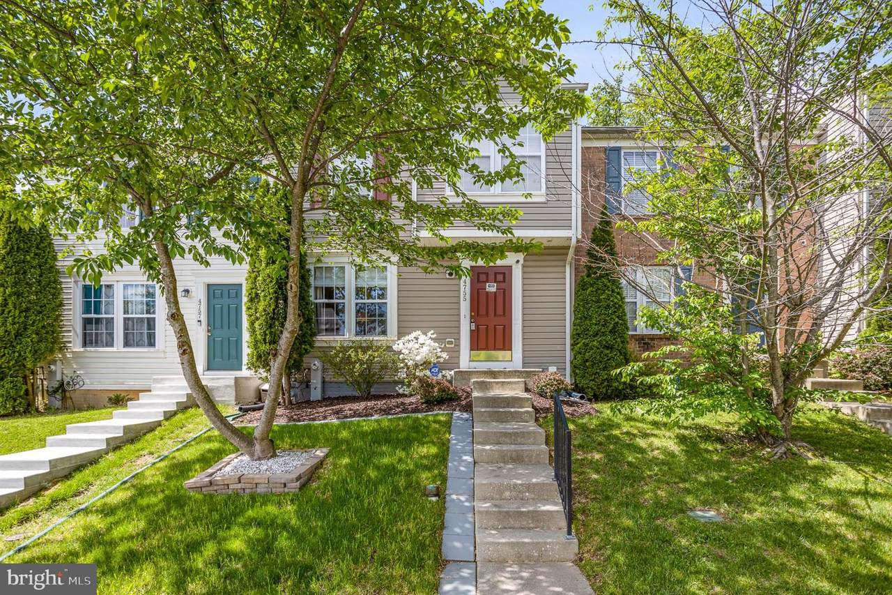 4755 Coralberry Court - Photo 1