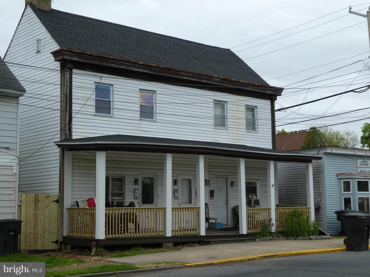 4-6 Governors Avenue - Photo 1