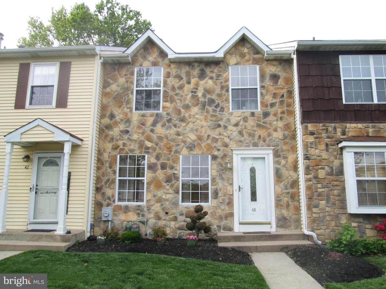 40 Pinedale Court - Photo 1