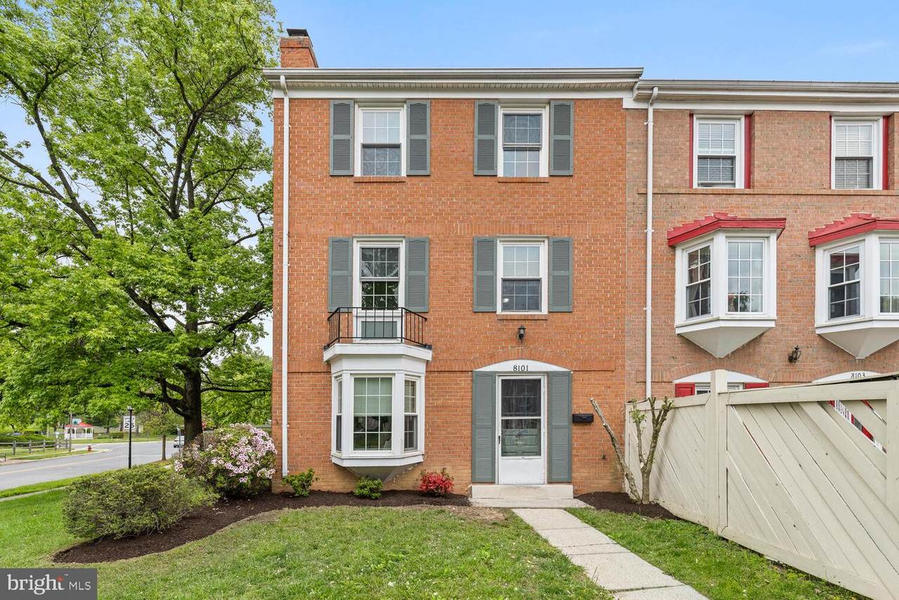 8101 Pinelake Court - Photo 1