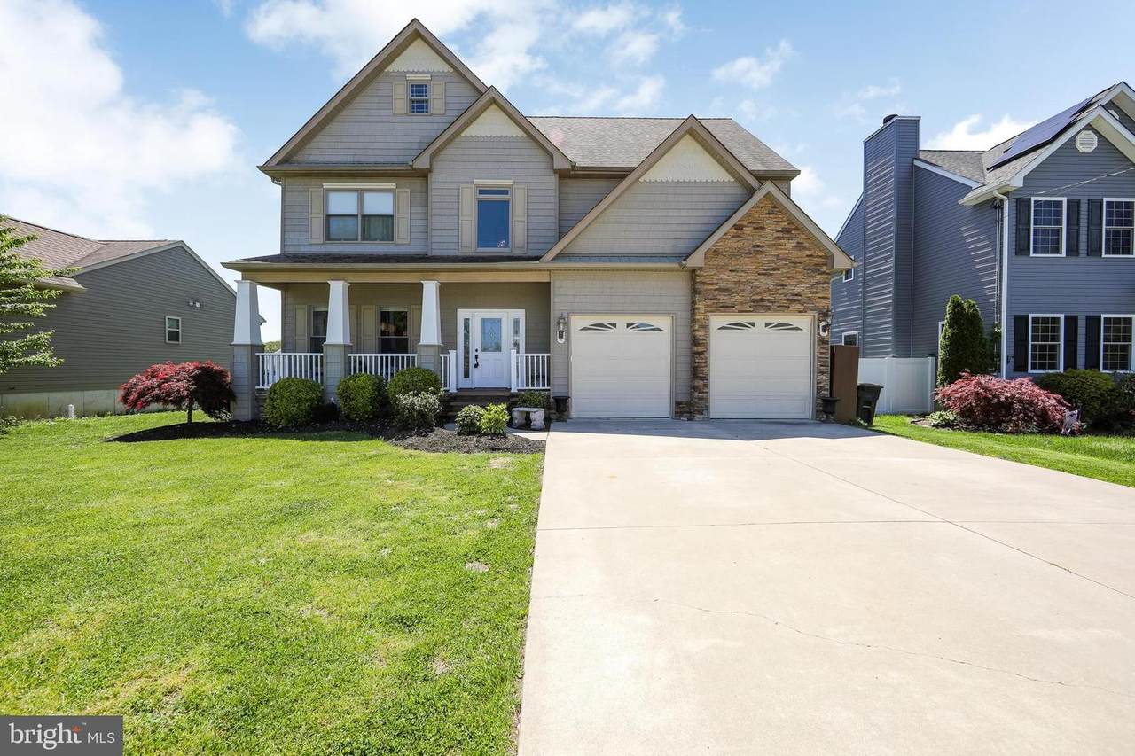 9 Wallace Avenue - Photo 1