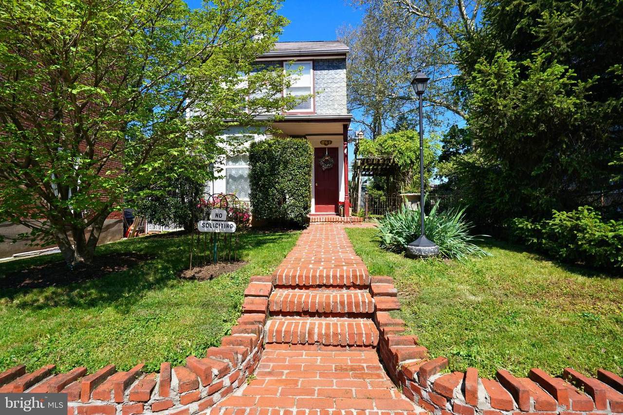 541 Noble Street - Photo 1