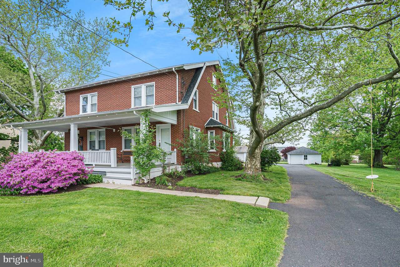 1174 Bridge Road - Photo 1