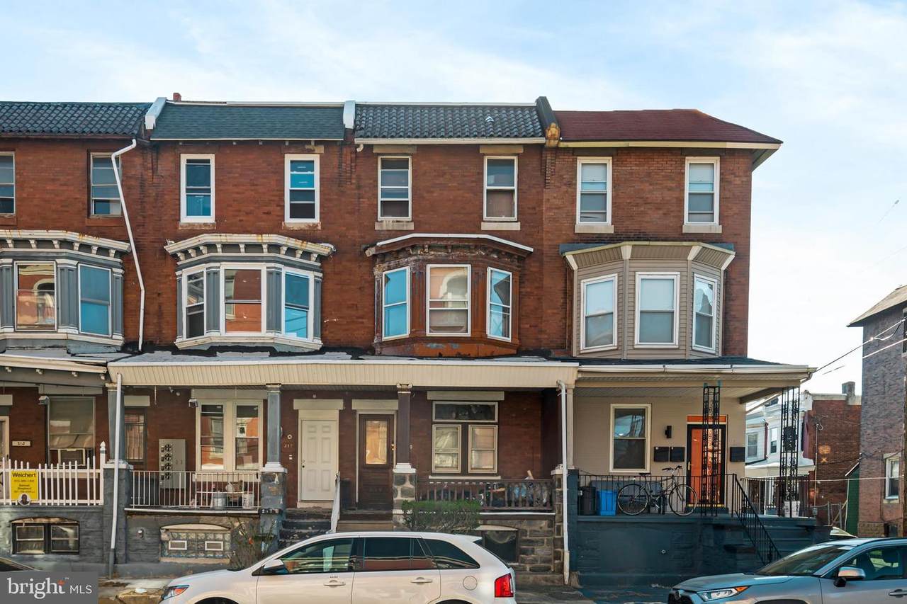 219 51ST Street - Photo 1
