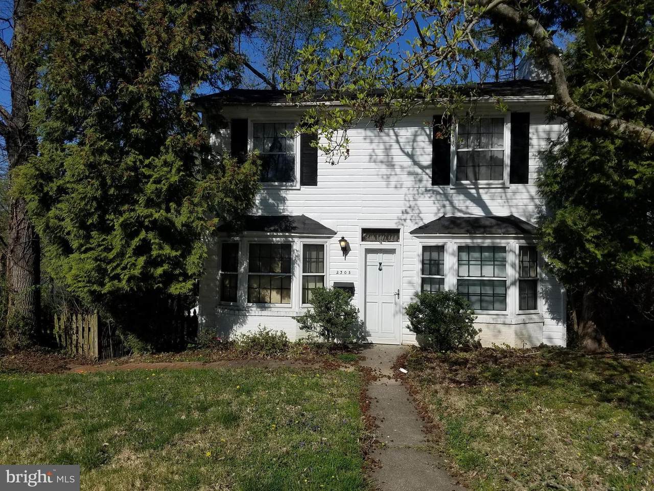 2305 Pickwick - Photo 1