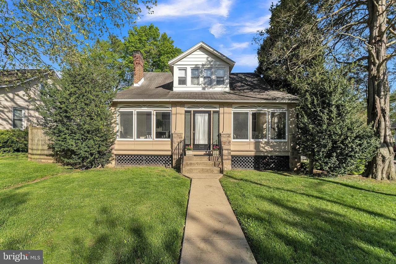 400 Tennis Avenue - Photo 1