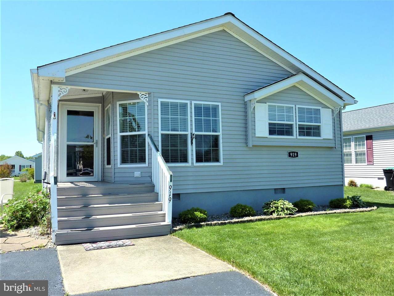 919 Appleberry Drive - Photo 1