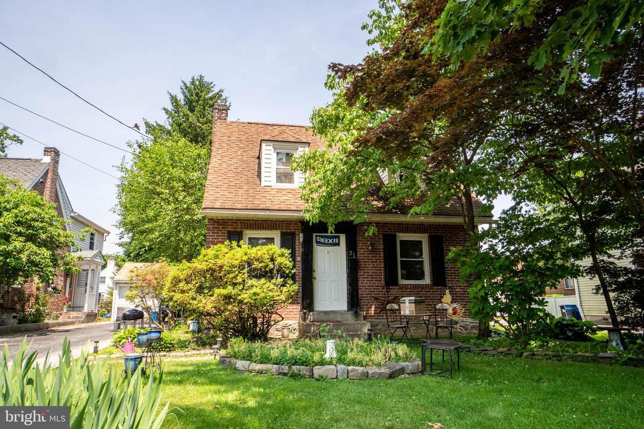 21 Mancil Road - Photo 1