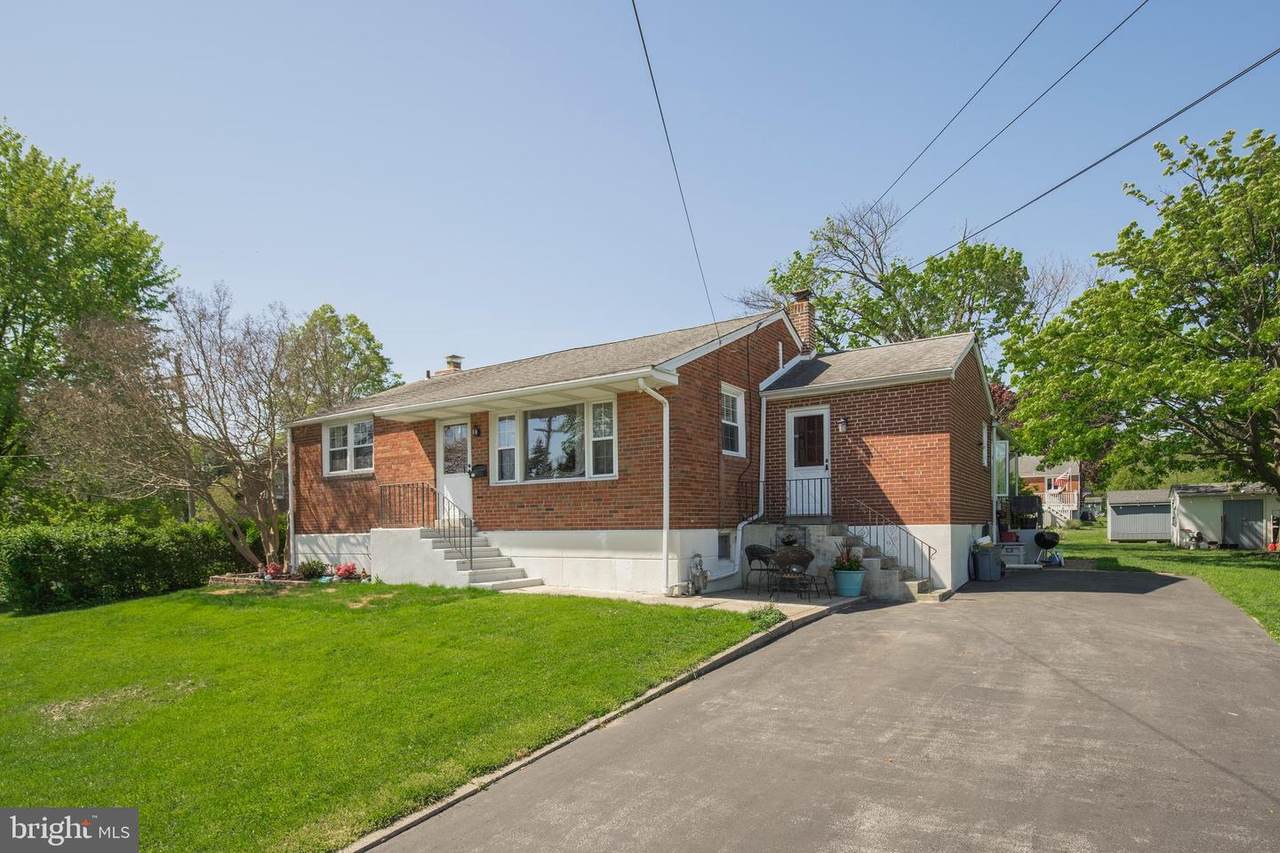 20 Milmont Avenue - Photo 1