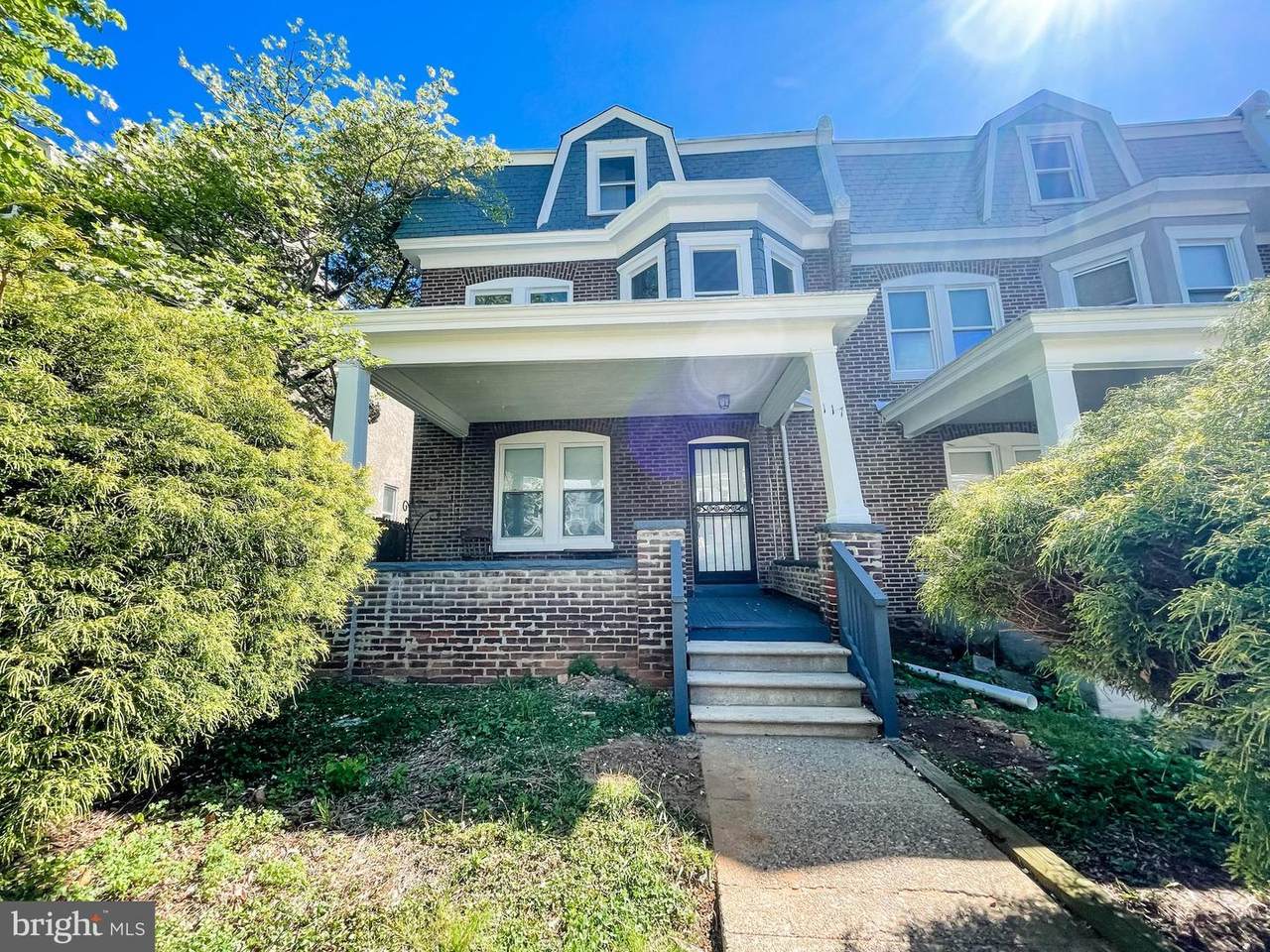 117 20TH Street - Photo 1