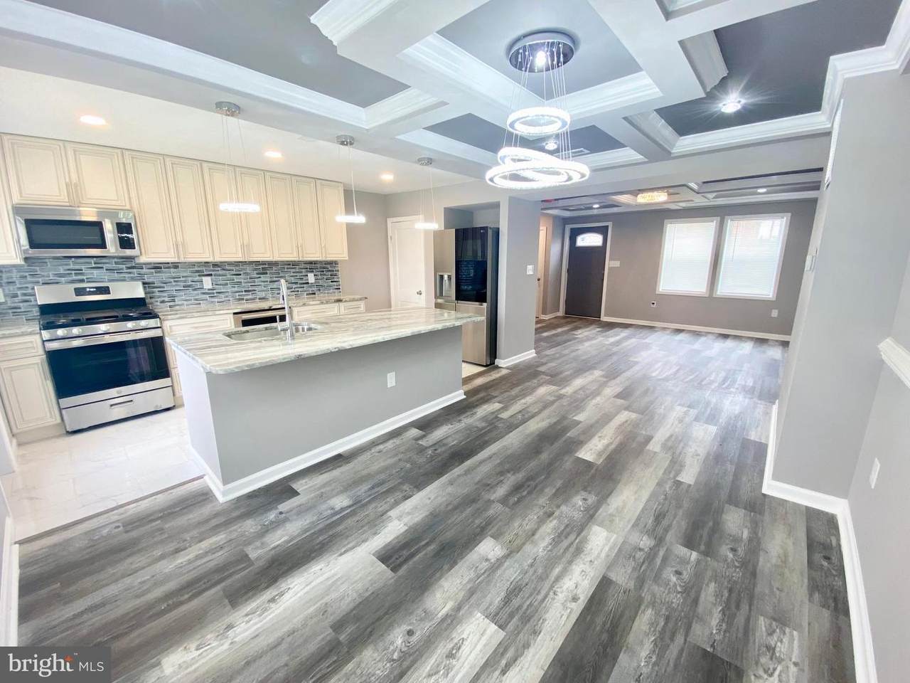3573 Elmora Avenue - Photo 1